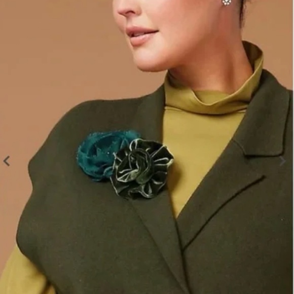 J. Jill NEW Fabric Corsage NWT - Picture 3 of 6